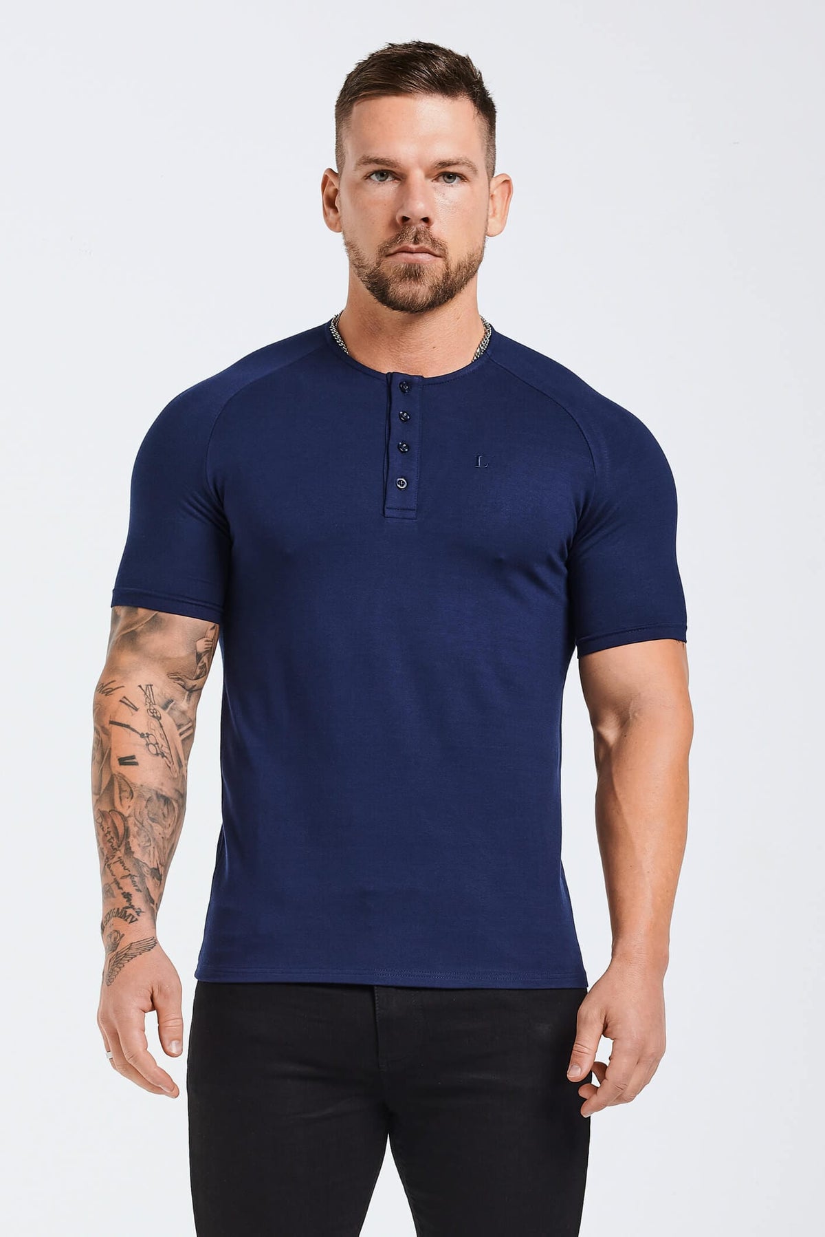 BLUSA HENLEY COM BOTÕES NA FRENTE - MARINHO